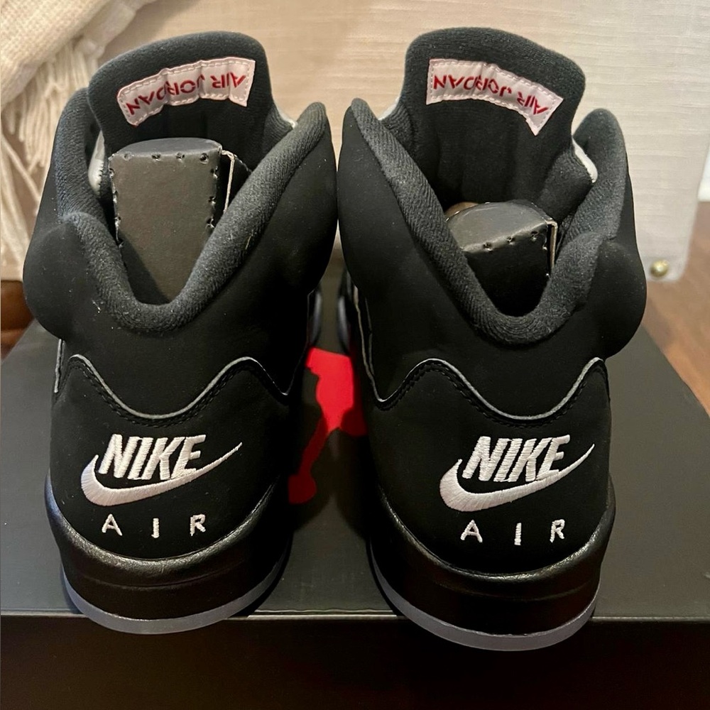 BRAND NEW Nike Air Jordan Retro 5 OG - Picture 3 of 7